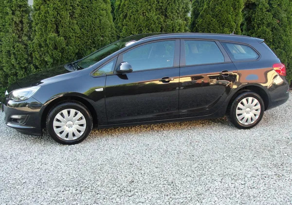 samochody osobowe Opel Astra cena 24900 przebieg: 203481, rok produkcji 2015 z Staszów